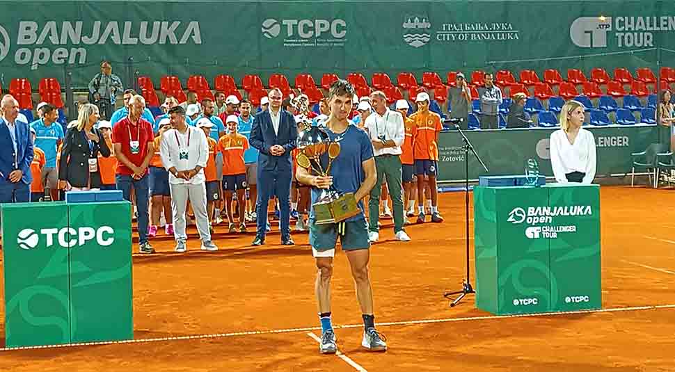 Dino Prižmić Tenis.jpg